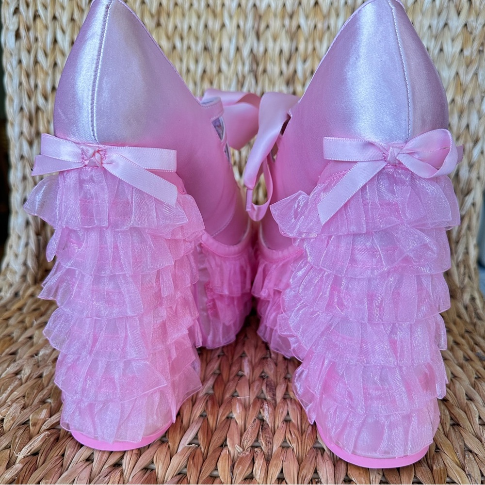 New in box Dolls Kill x SugarThrillz Pink Satin Ruffle Platform Heels - Picture 5 of 10